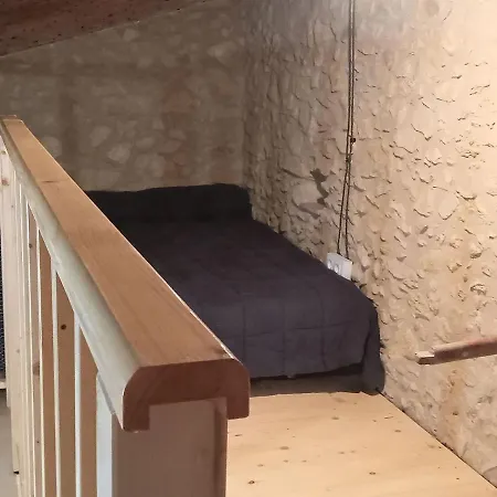Rustic Les Corts Del Mas Virrei Holiday home Girona