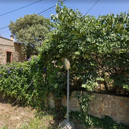 Rustic Les Corts Del Mas Virrei Holiday home Girona