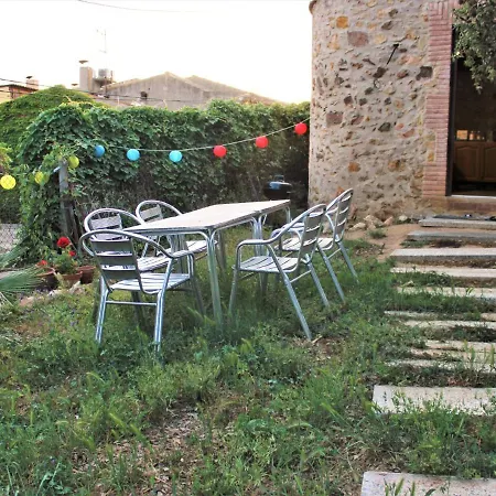 Holiday home Rustic Les Corts Del Mas Virrei Girona